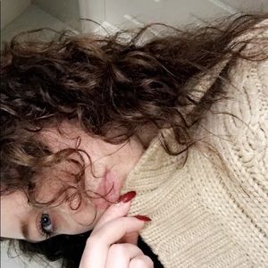 Meet your Posher, Katlin